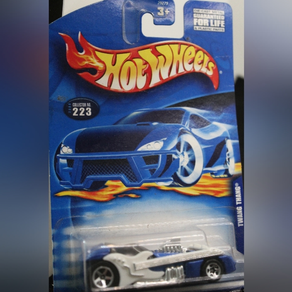 Hot Wheels Twang Thang #223 Blue Die-Cast Car 2000